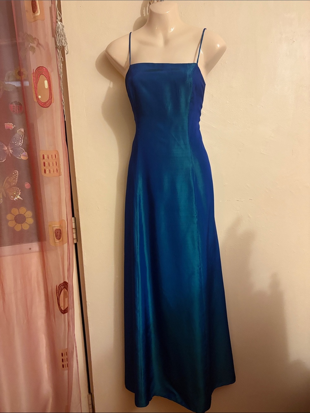 Satin Maxi Slip Dress in Teal Blue with Spaghetti StrapsACETAT. VISCOSE
